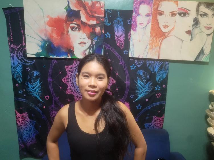 pls be nice to me im a sexy teenager girl wanna have some fun i can give you a great show that you will never forget.....im here to give a temporary pleasure, and im sure you enjoy and love my show because i do great show in private bb...